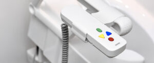 Mando de control IP67 desarrollado por REGNER para el eTSE de Drive Medical con actuador lineal RA42